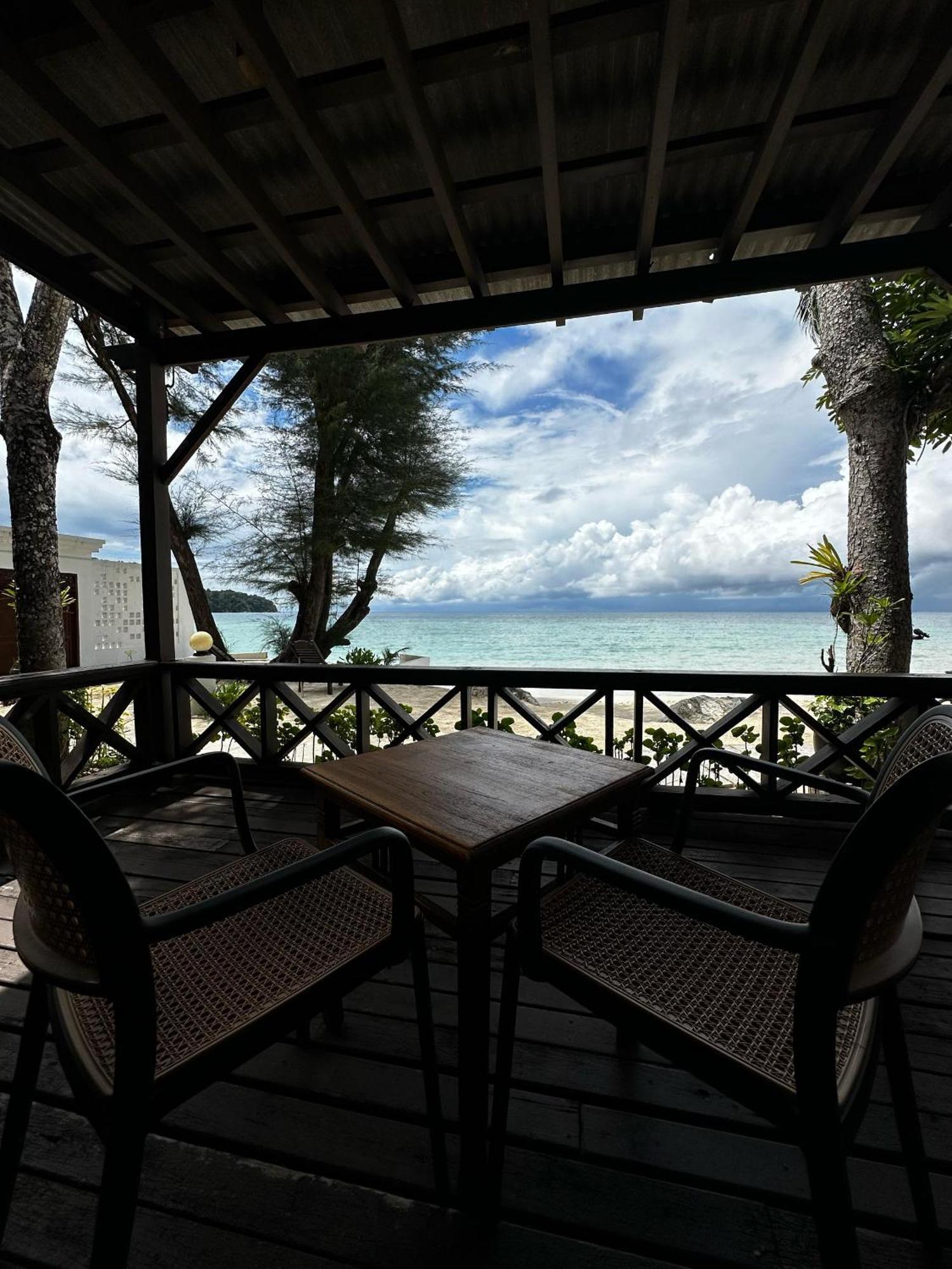 Beach Resort - Arwana Perhentian Besar Kampung Kuala Besut Esterno foto