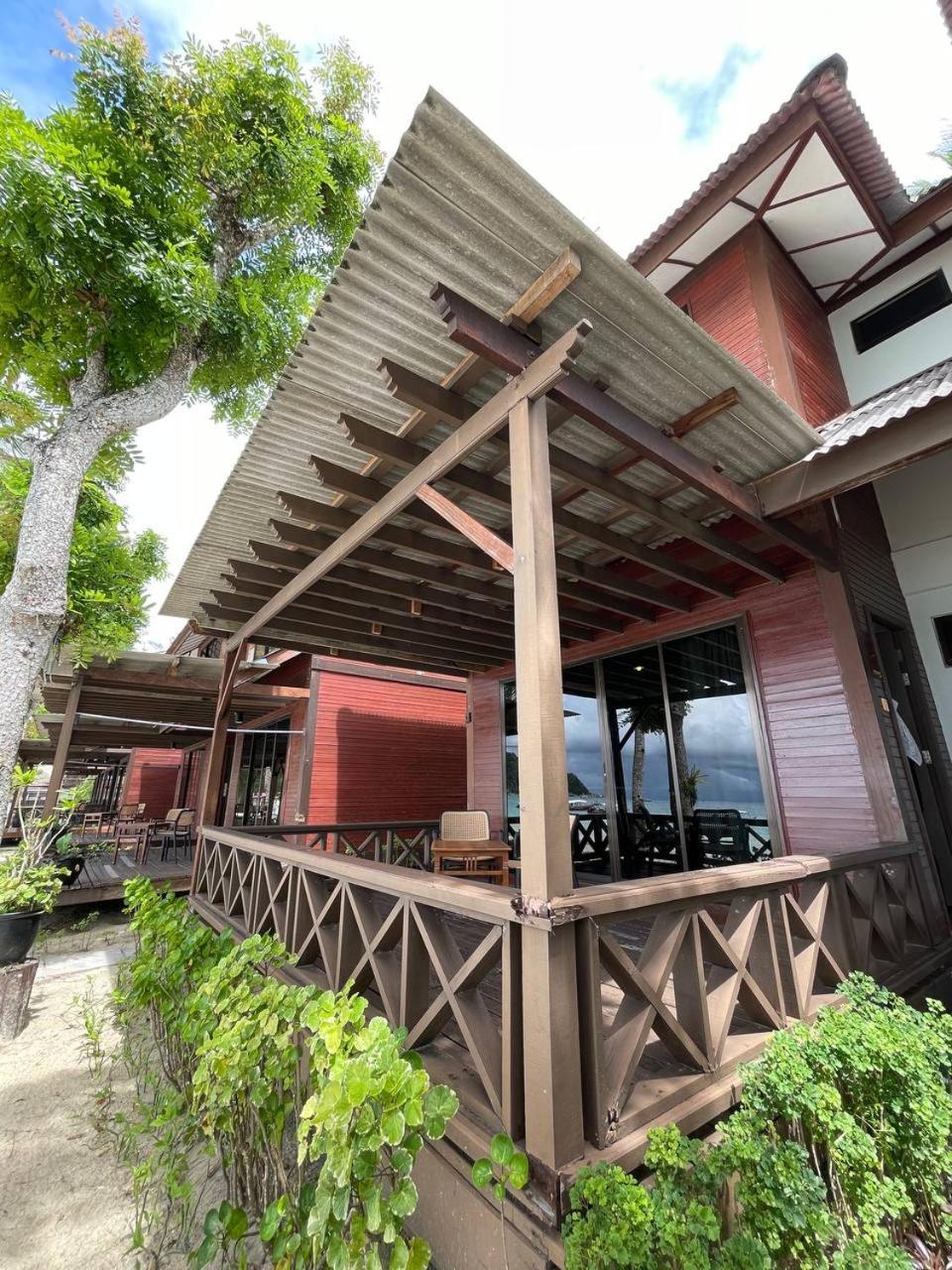 Beach Resort - Arwana Perhentian Besar Kampung Kuala Besut Esterno foto
