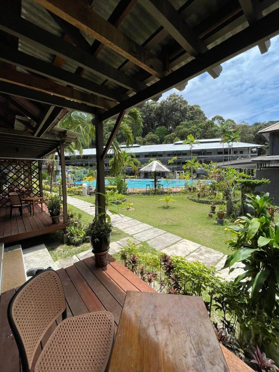 Beach Resort - Arwana Perhentian Besar Kampung Kuala Besut Esterno foto