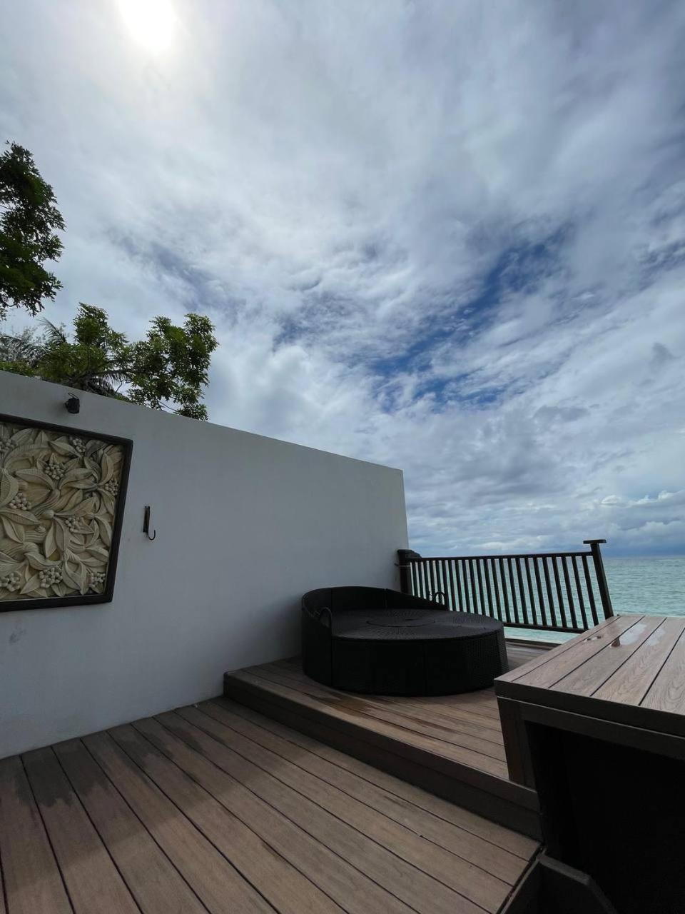 Beach Resort - Arwana Perhentian Besar Kampung Kuala Besut Esterno foto