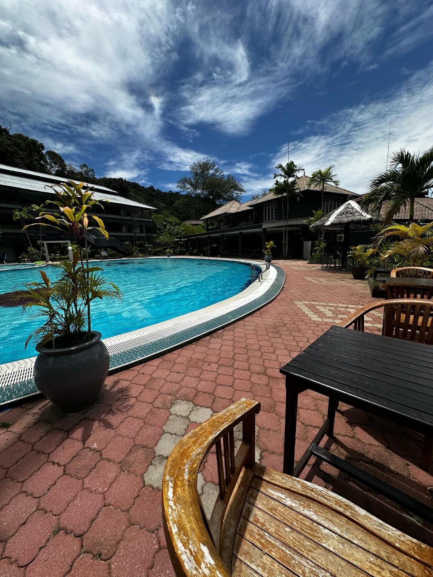 Beach Resort - Arwana Perhentian Besar Kampung Kuala Besut Esterno foto
