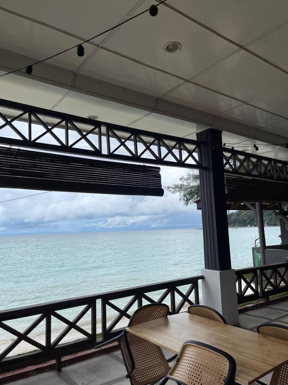 Beach Resort - Arwana Perhentian Besar Kampung Kuala Besut Esterno foto